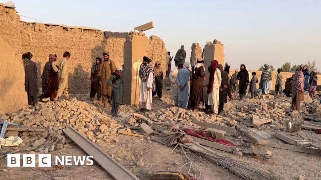 Pakistan conducts deadly air raids on Afghanistan