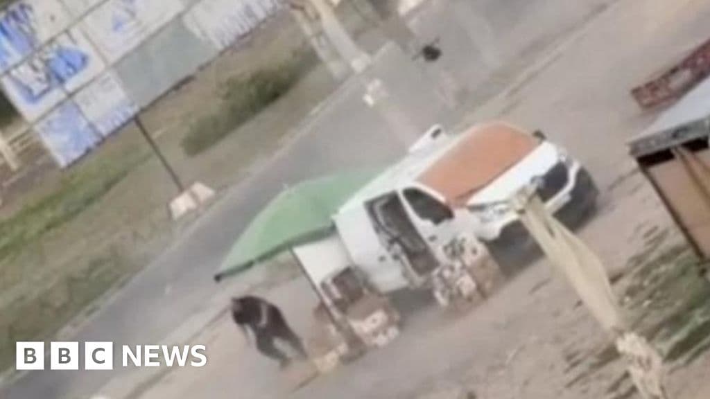 Russian drone chases Ukrainian vendor