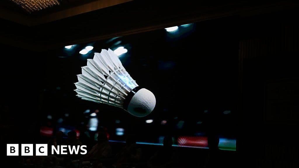 دلهي تتعاون مع القرود والحمام قبل بطولة الريشة