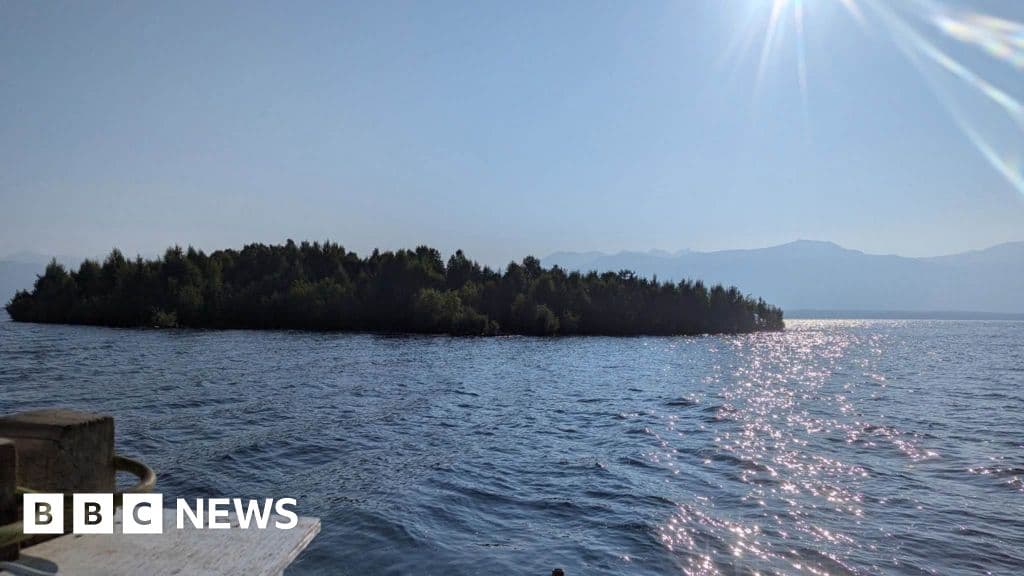 Canadian island: appeared, vanished, reappeared