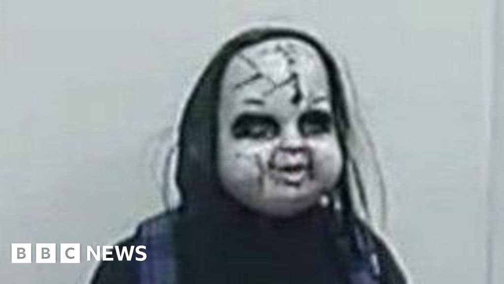 Man in doll mask threatens Philly residents