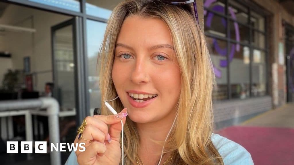 Digital cameras and wired earphones return