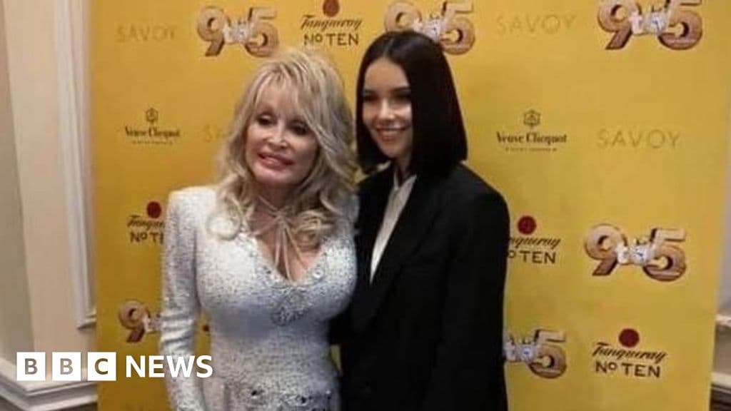 Irish Artists Honor Dolly Parton