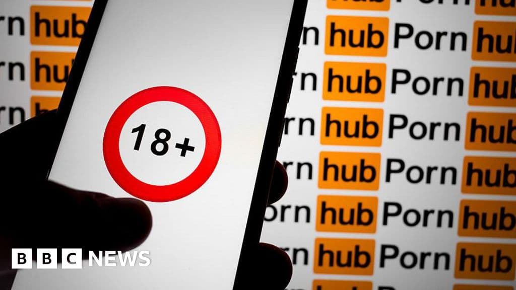 Pornhub relaunches in Australia for Apple users