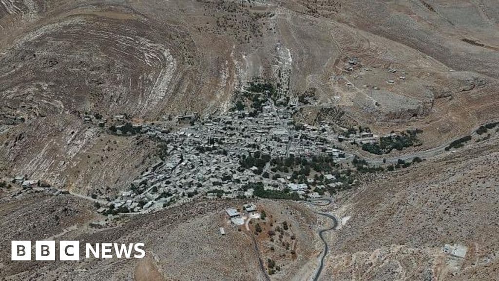 سوريا تندد بالضربة الإسرائيلية على دمشق