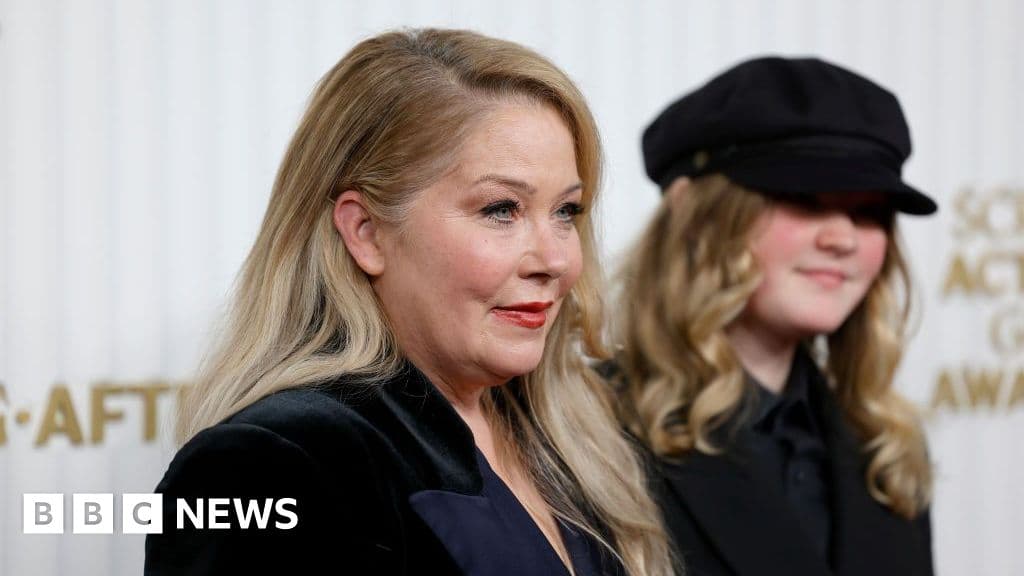 Christina Applegate Corrects MS Diagnosis