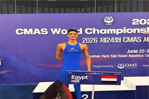 عوض وإيهاب يحققان ميداليتين في سباق 200 متر البحر المتوسط