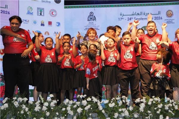 ملتقى أولادنا يكرم نجوم الدروة العاشرة
