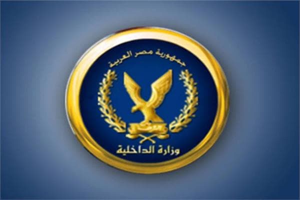 قائد سيارة يعتدي على مواطن في القاهرة