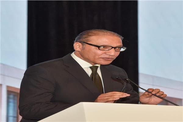 رئيس أخبار اليوم يفتتح جامعة جديدة