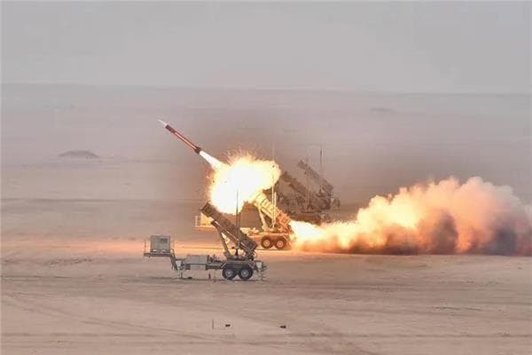 الجيش الكويتي يعترض طائرات إيرانية مسيَّرة