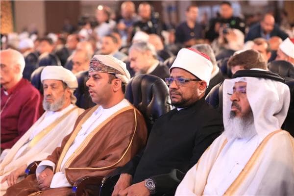 البحوث الإسلامية تؤكد أهمية استقرار الأسرة لبناء المجتمع