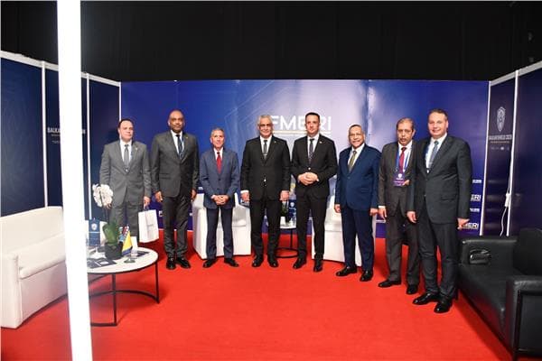 وزير الإنتاج الحربي يناقش التعاون الدفاعي مع البوسنة
