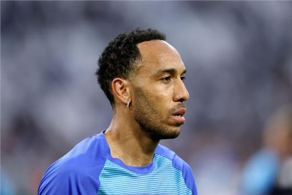 أوباميانج يتعرض للإهانة ويؤكد عدم العودة للمنتخب