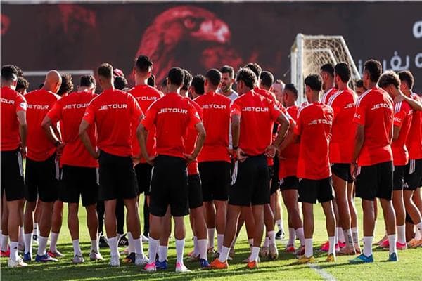 مباراة الأهلي وسموحة تبدأ في الدوري