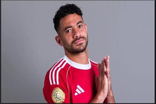 ياسر إبراهيم يسجل هدفا للأهلي أمام سموحة