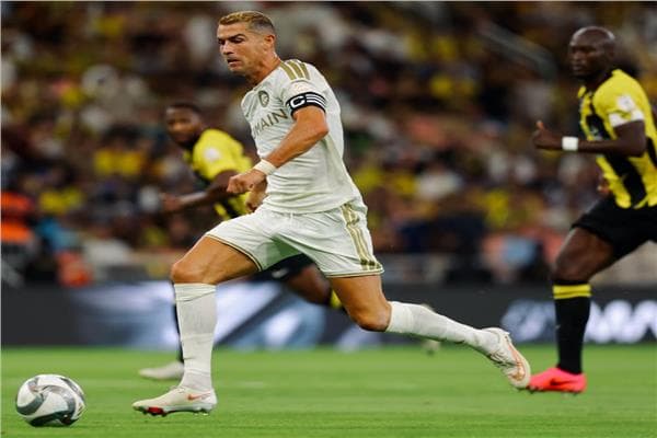 النصر يخسر أول مباراة في الدوري أمام الاتحاد