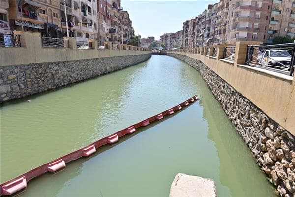 وزير الري يؤكد استقرار مياه الترعة