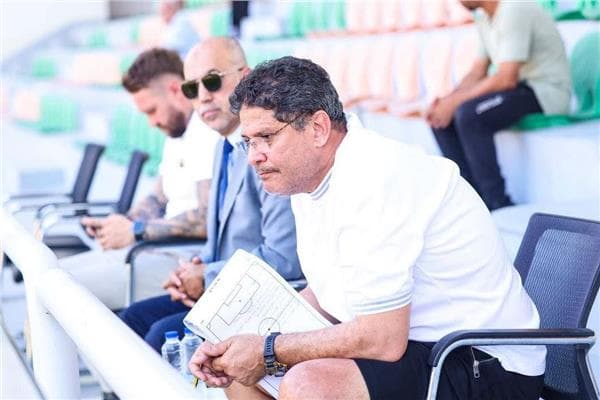 الأهلي: أيمن الرمادي يقود المباراة