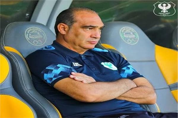 علي ماهر يعلن تشكيلة سيراميكا لمواجهة سموحة