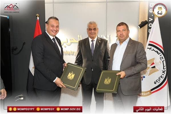 وزير الإنتاج الحربي يعزز التعاون الدفاعي