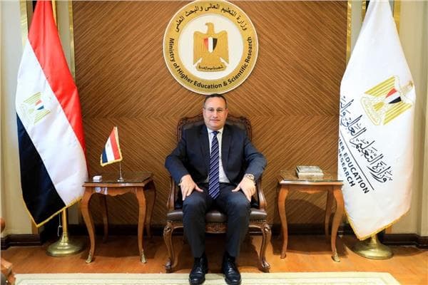 وزير التعليم العالي يعلن تعيين قيادات بحثية جديدة