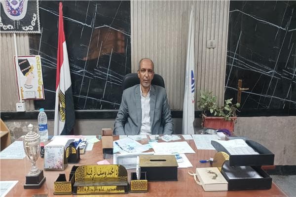 تعليمية نجع حمادي تصرف مستحقات العمال الثلاثاء