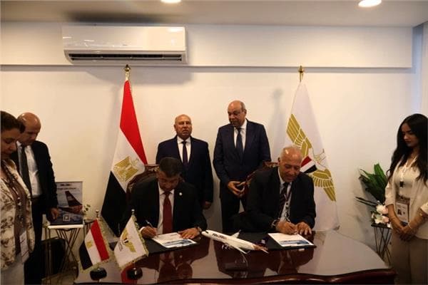 اتفاق جديد يربط رحلات إيركايرو بالقطار السريع