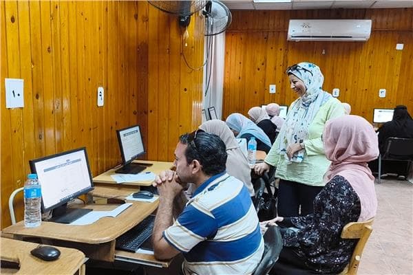 فرصة لطلاب المستنفدين في تسجيل الرغبات