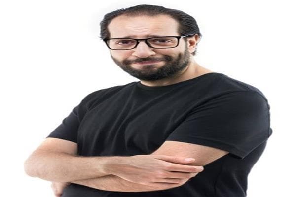 أحمد أمين وكشف شخصيته في حساب مفتوح