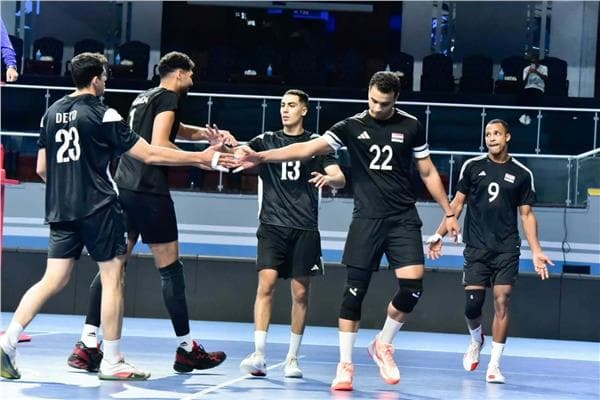 مصر تتصدر المجموعة الثانية بكأس أفريقيا للكرة الطائرة