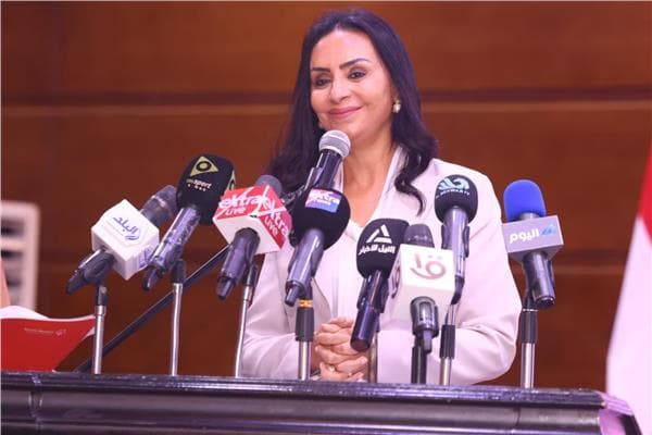 مايا مرسي تؤكد خبرة المؤسسة في تيسير الحج