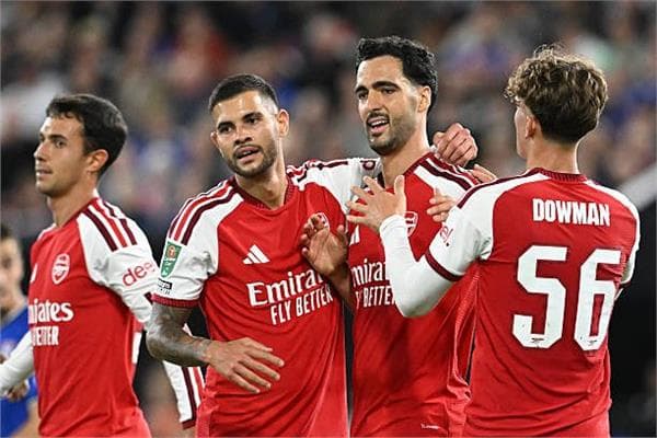 آرسنال يفوز على إيبسويتش بكأس الرابطة