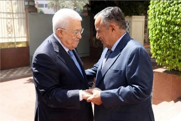 نبيل فهمي يلتقي الرئيس الفلسطيني في جامعة العرب