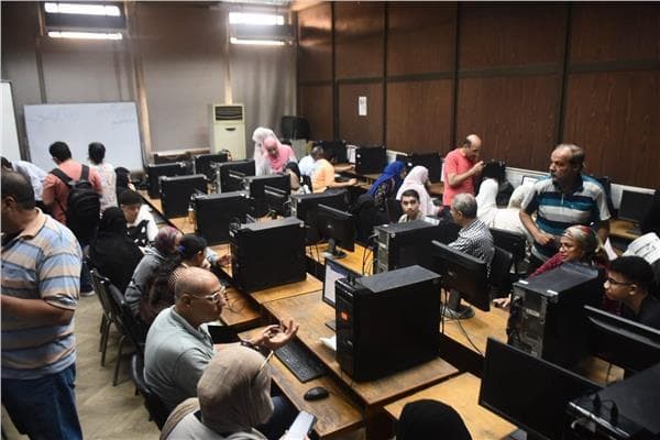 رفض اغتراب طلاب الثانوية رغم المجموع