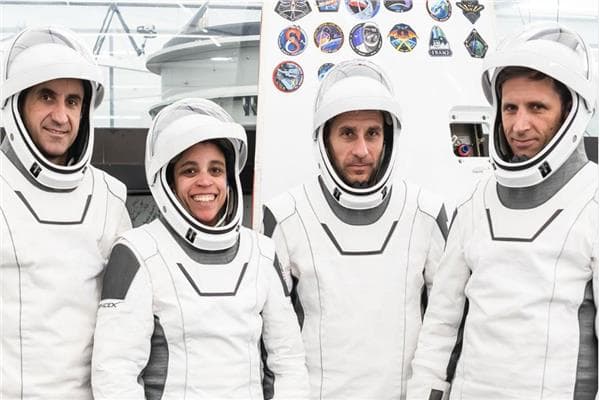ناسا تبدأ مهمة Crew-13 للمحطة في أكتوبر