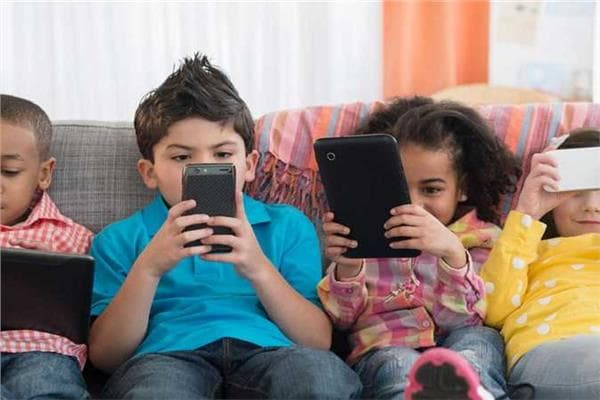 القومي لتنظيم الاتصالات عن منع الأطفال من السوشيال ميديا