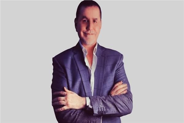 خبير مصرفي يتوقع تثبيت أسعار الفائدة