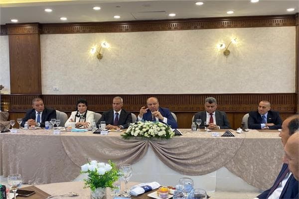 الحفني يحدد 8 أشهر لإعلان تحالف إدارة المطارات