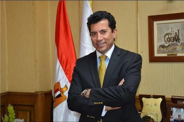 أشرف صبحي ينفي ترشحه للزمالك