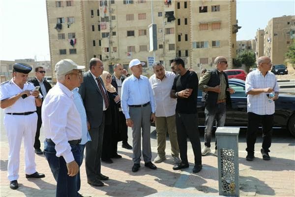 محافظ القاهرة يتفقد فَحْص التعديات بكورنيش المقطم