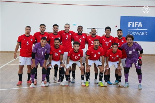 المنتخب يكرر انتصاره على الجزائر بخماسية