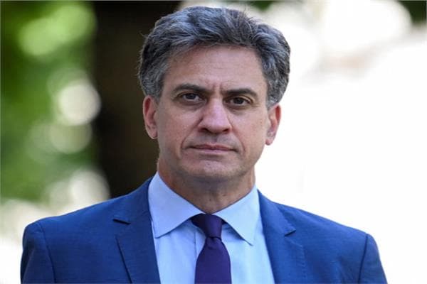 بريطاني يؤكد تهديد حل الدولتين ويدعو لرفع قيود غزة