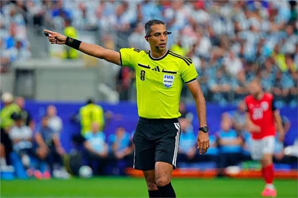 طاقم تحكيم مصري لمباريات التصفيات الأفريقية