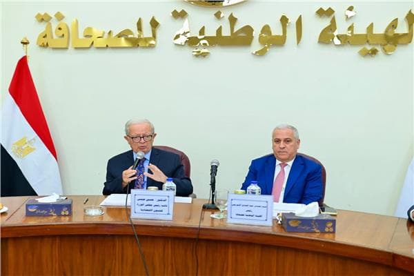 نائب رئيس الوزراء يلتقي بـروزاليوسف ودار الهلال