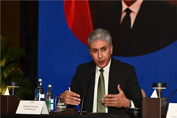 شريف فتحي: التنوع السياحي مفتاح وصول 30 مليون سائح