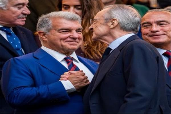 بيريز يواجه تهم قضائية من برشلونة