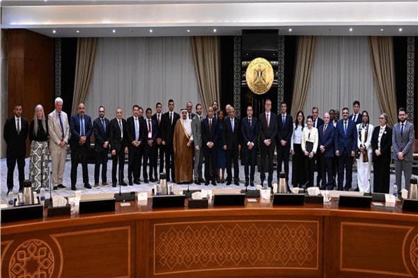 رئيس الوزراء يصف خارطة التعدين بالواعد