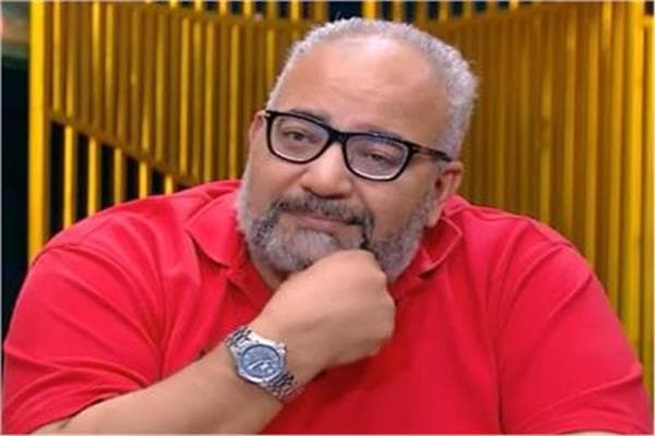 بيومي فؤاد يرفض استئناف نفقة ابنه