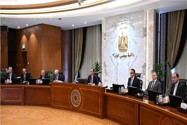 رئيس الوزراء يختتم ورش العمل لمؤتمر أكتوبر
